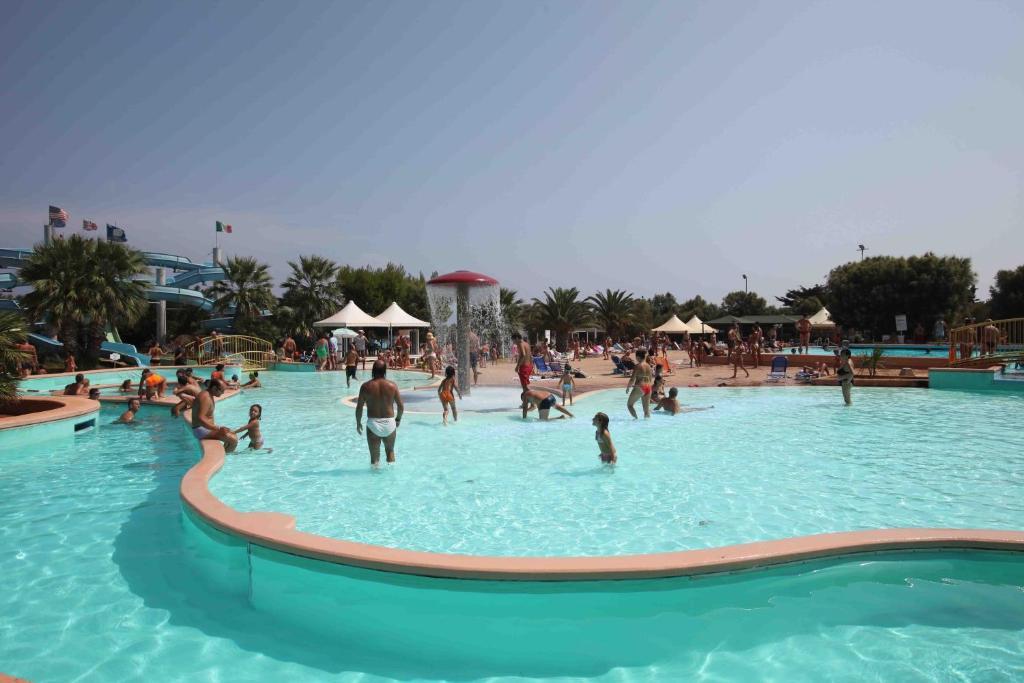 Camping Villaggio Lamaforca ตอร์เรซานตาซาบีนา ภายนอก รูปภาพ